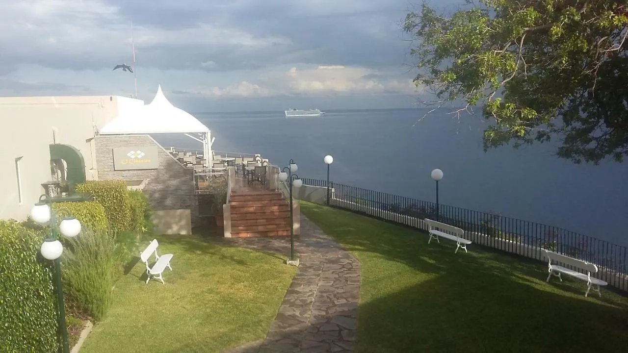 Bright Studio Apartment Funchal  Funchal (Madeira)