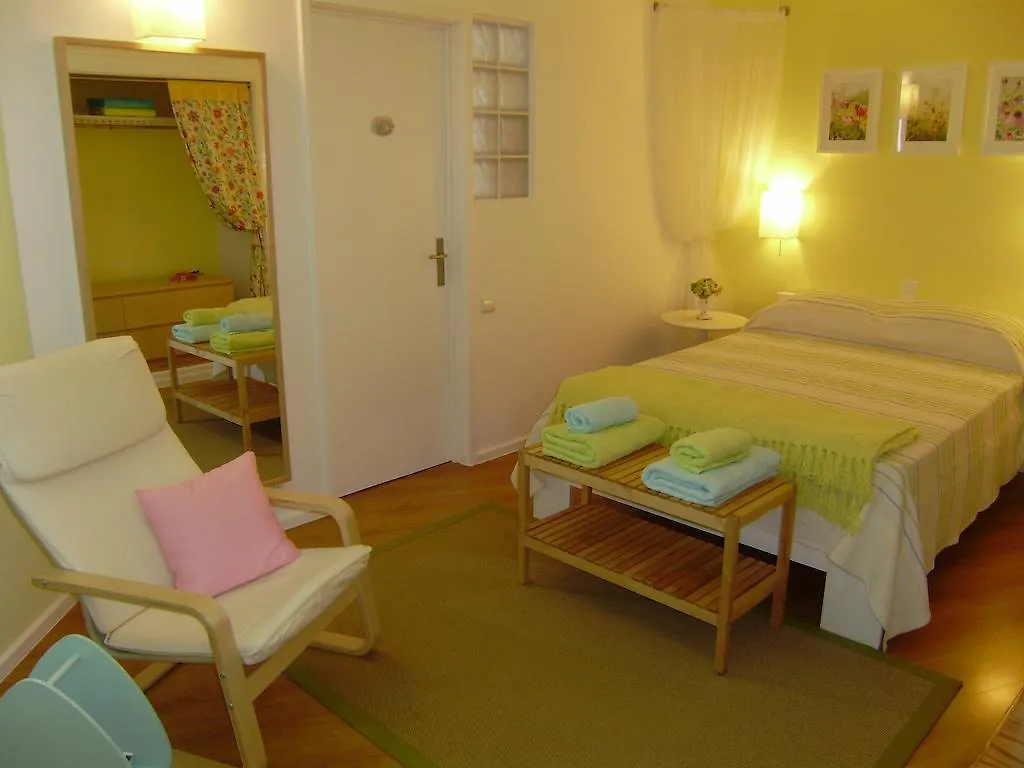 Bright Studio Apartment Funchal   Funchal (Madeira)