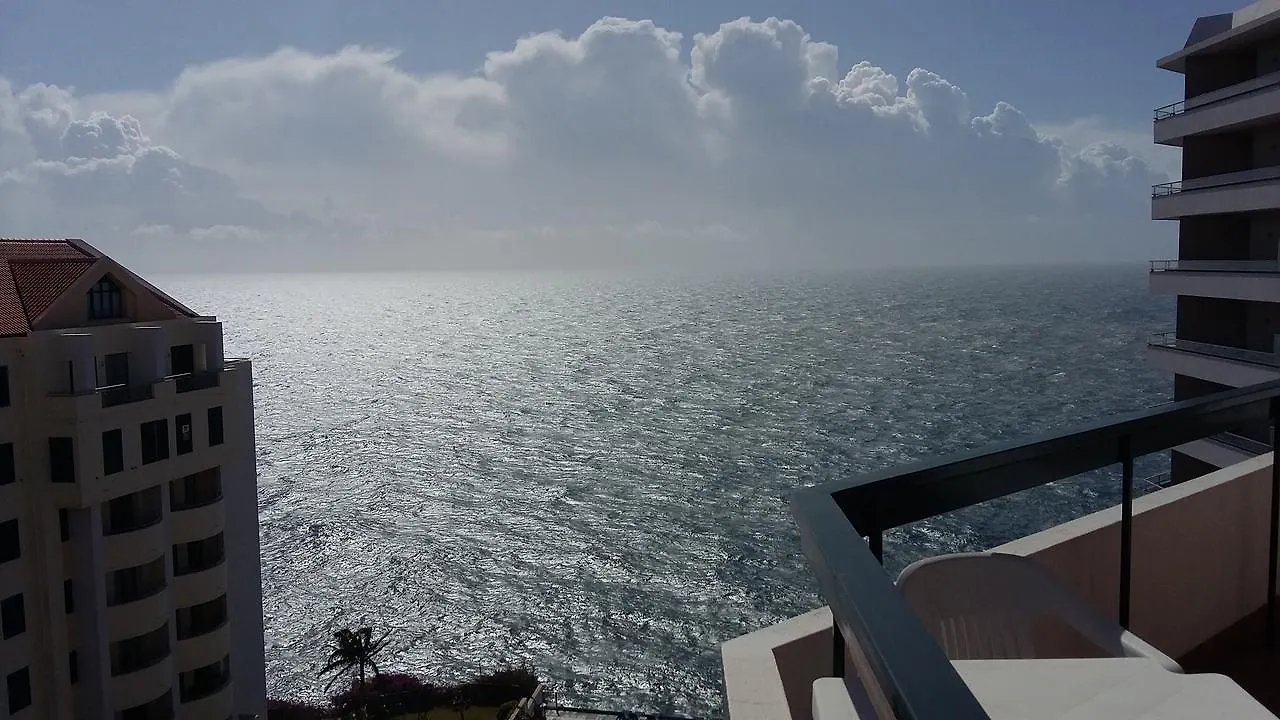 Bright Studio Apartment Funchal  Portugal